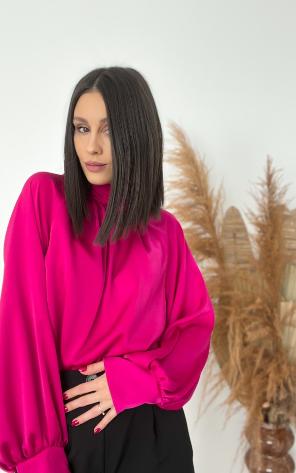 Дамска сатен риза с голяма панделка на гърба/ студена циклама