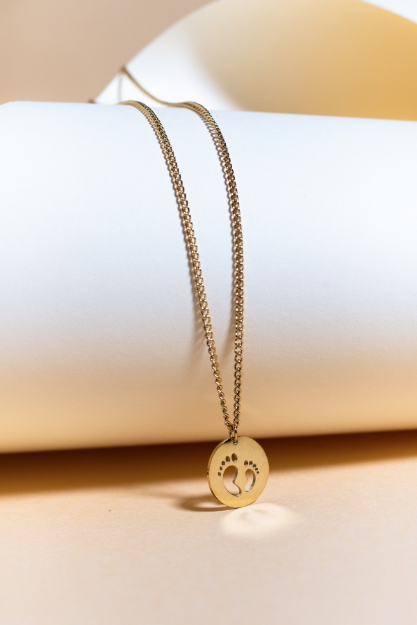 Дамско колие от медицинска стомана "FEET"/ златсит цвят