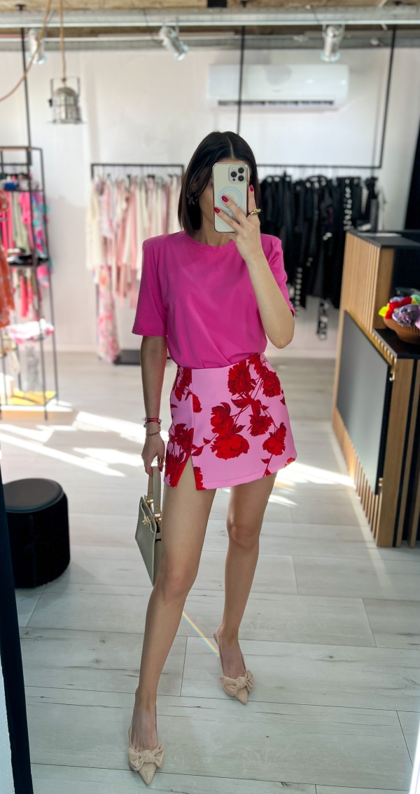Къса пола-панталон с цепка/ розово с червени рози